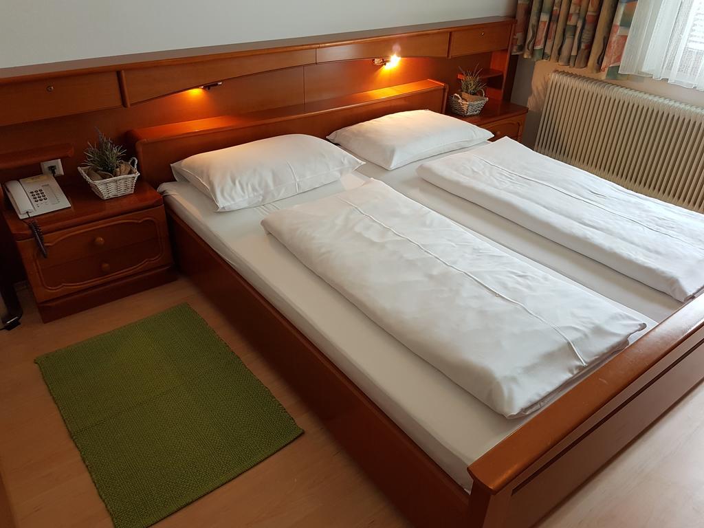 Helenental Pension&Apartments Baden Extérieur photo